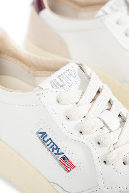 Medalist Low Sneakers