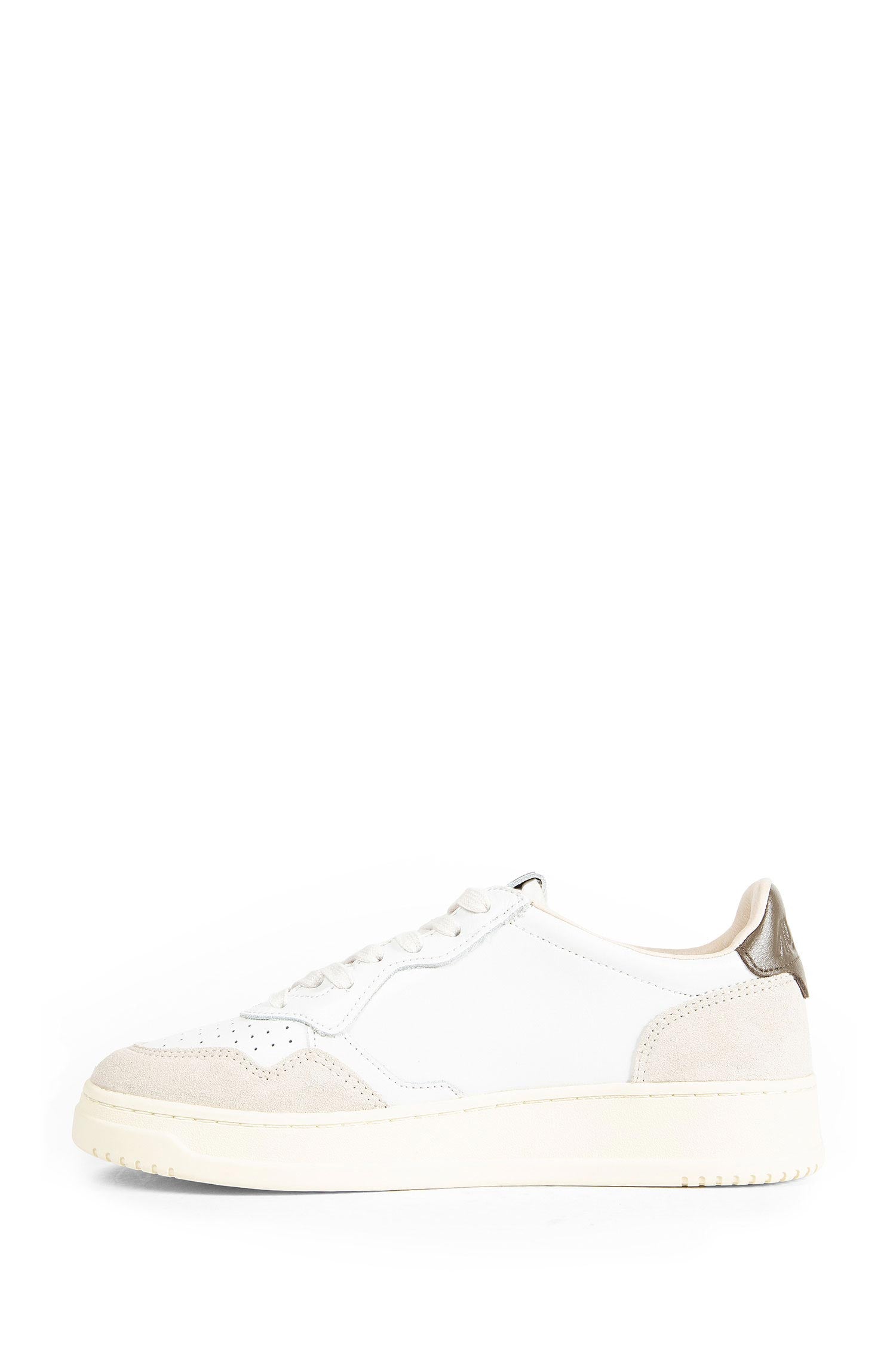 Medalist Low Sneakers