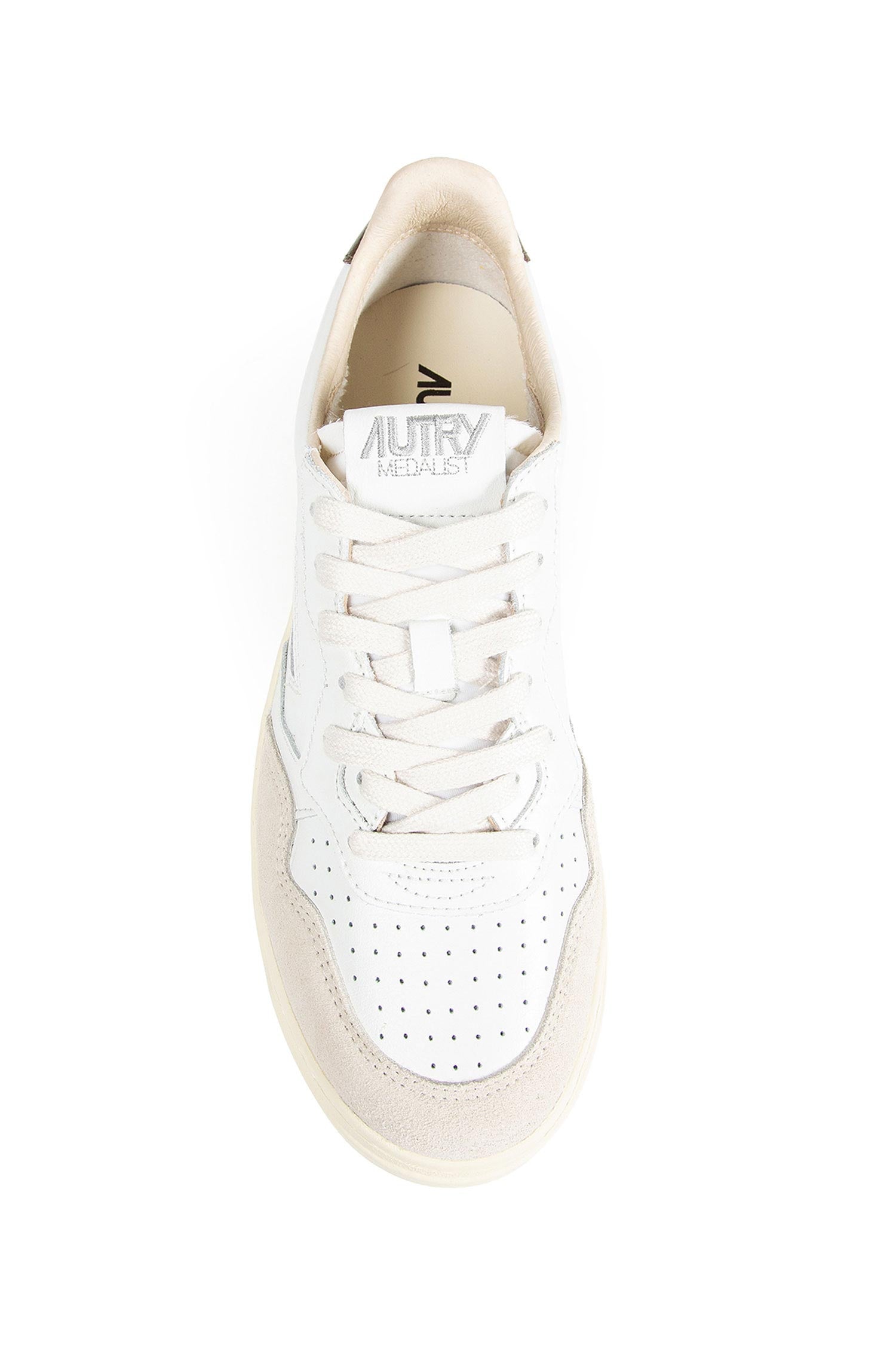 Medalist Low Sneakers