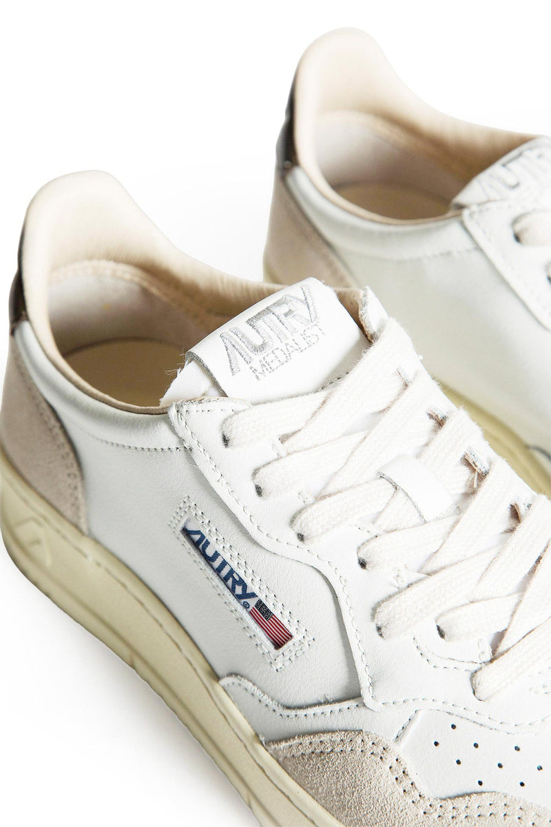 Medalist Low Sneakers
