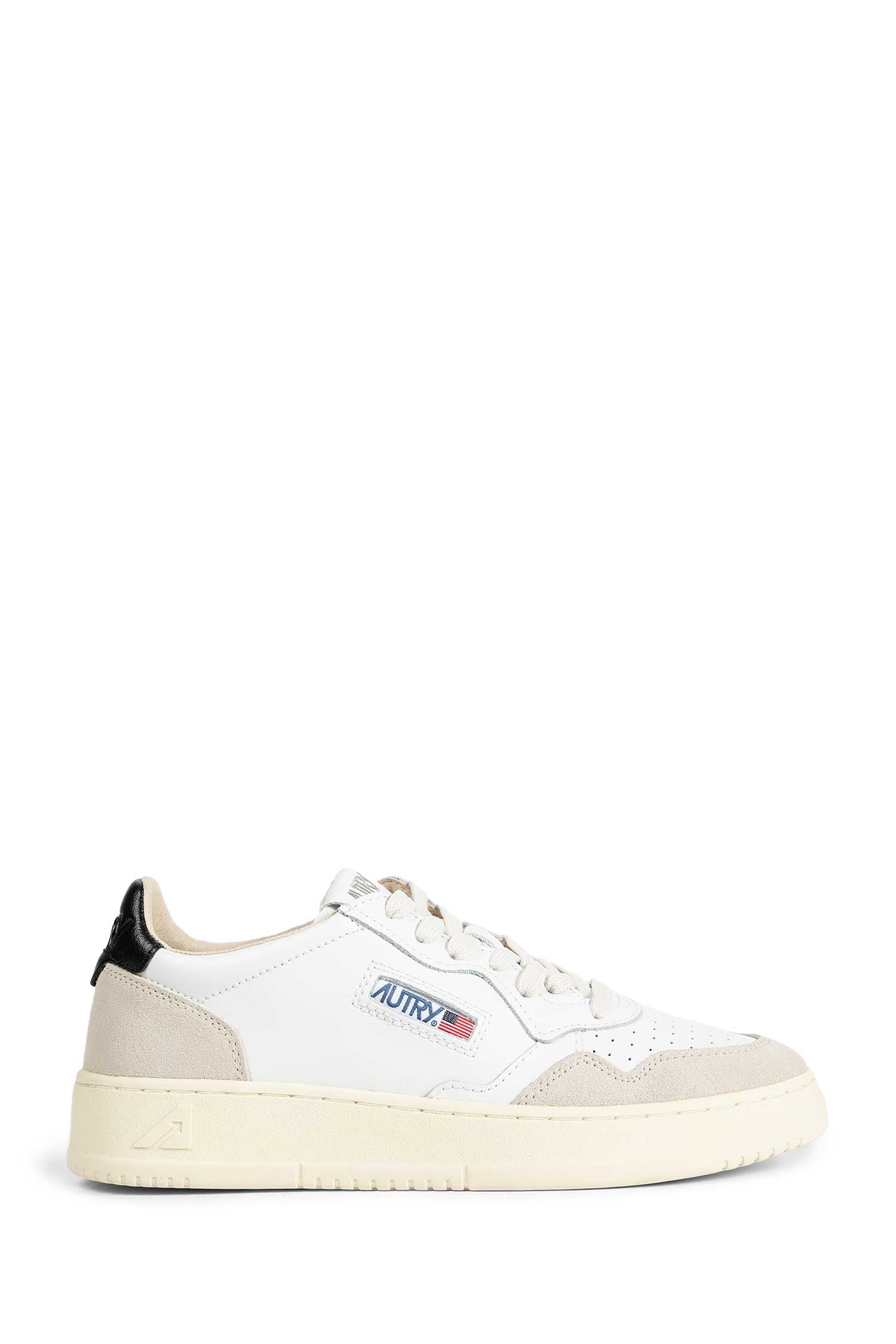 Medalist Low Sneakers