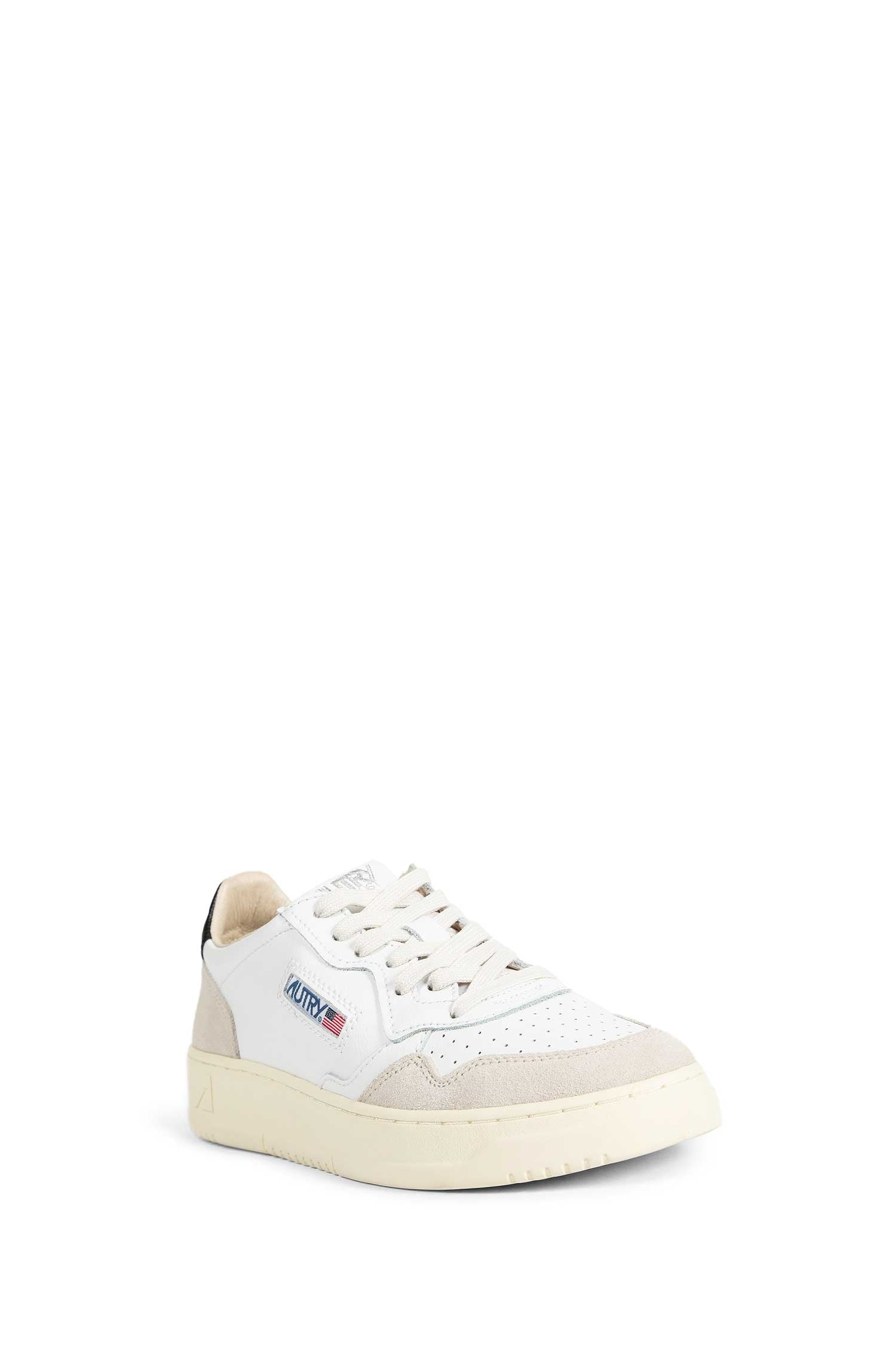 Medalist Low Sneakers