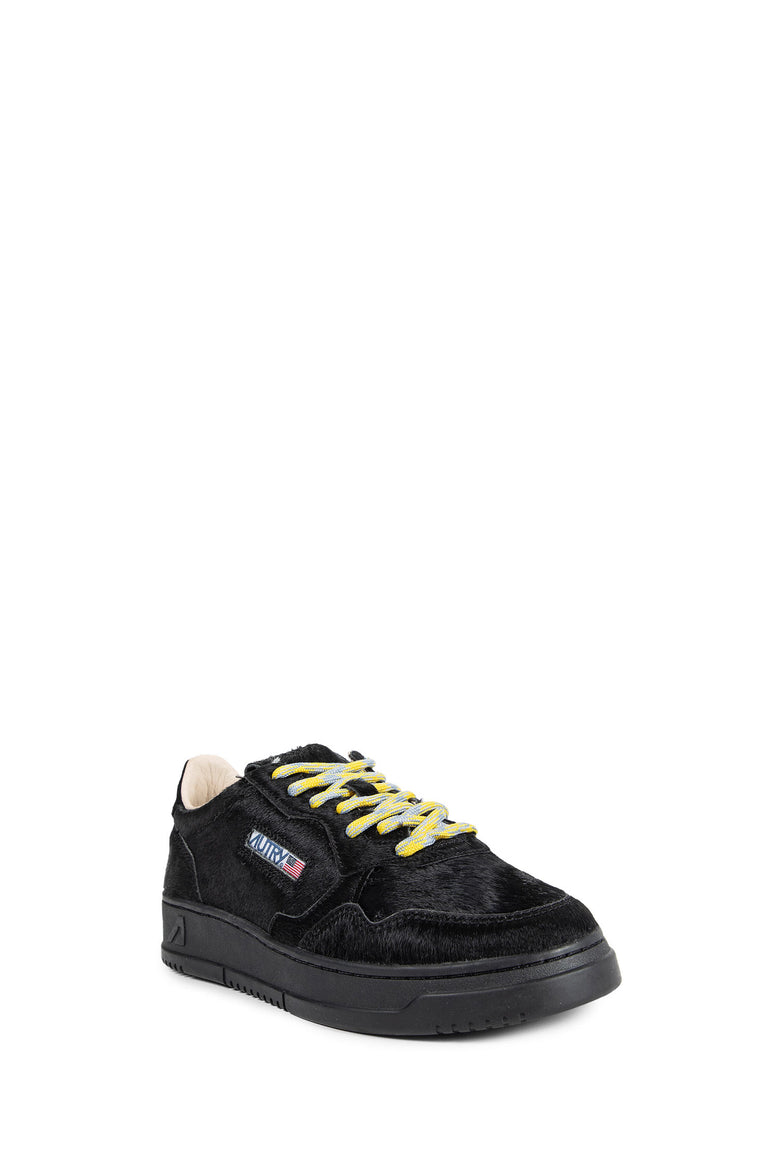 Medalist Low Sneakers