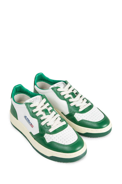 Medalist Low Sneakers