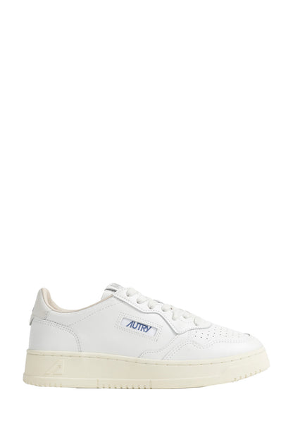 Medalist Low Sneakers