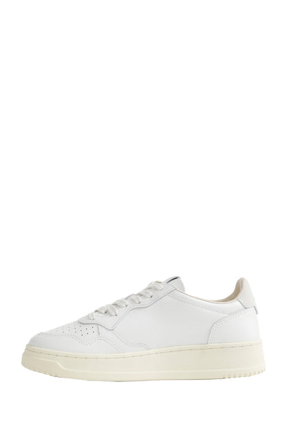 Medalist Low Sneakers