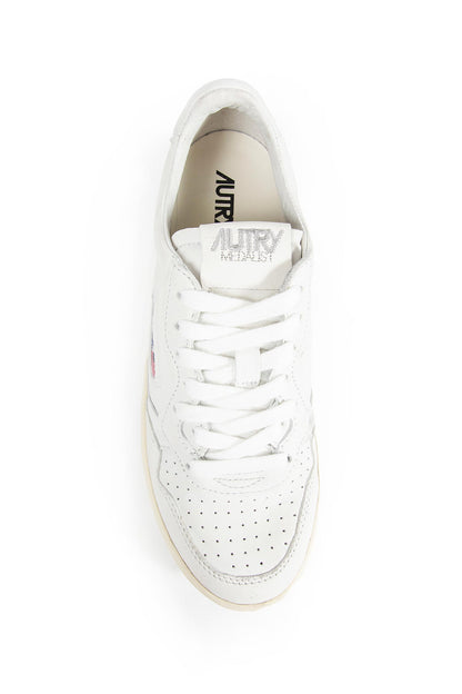 Medalist Low Sneakers