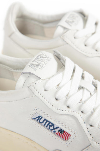 Medalist Low Sneakers