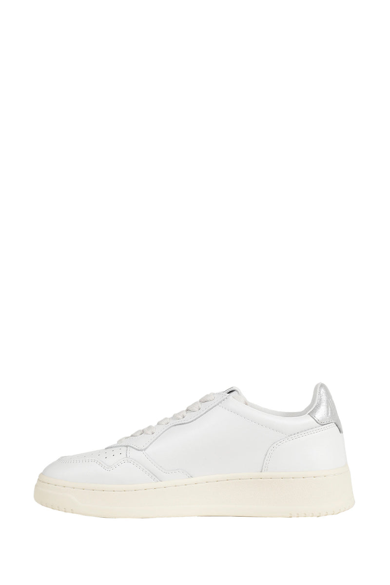 Medalist Low Sneakers