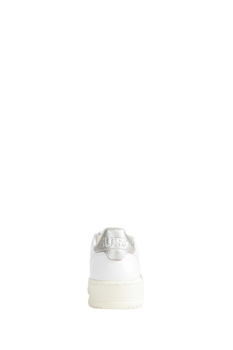 
              AUTRY Medalist Low Sneakers woman
            