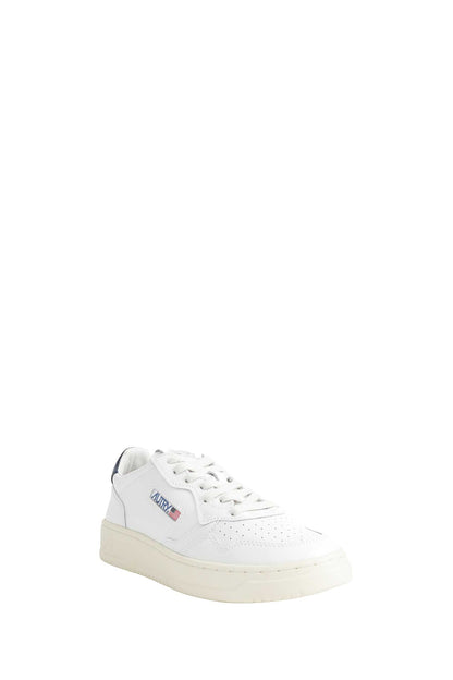 Medalist Low Sneakers