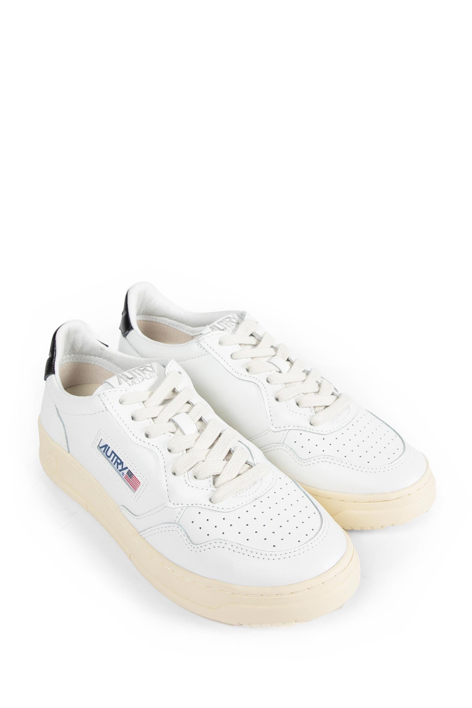 Medalist Low Sneakers