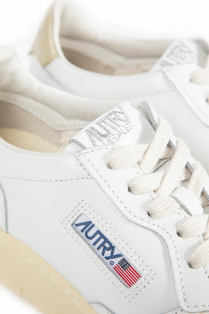 Medalist Low Sneakers