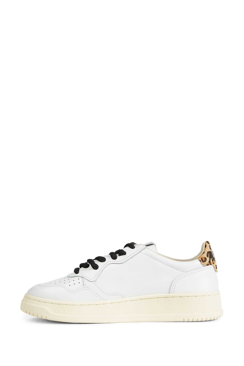 Medalist Low Sneakers