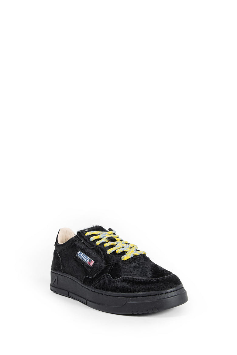 Medalist Low Sneakers