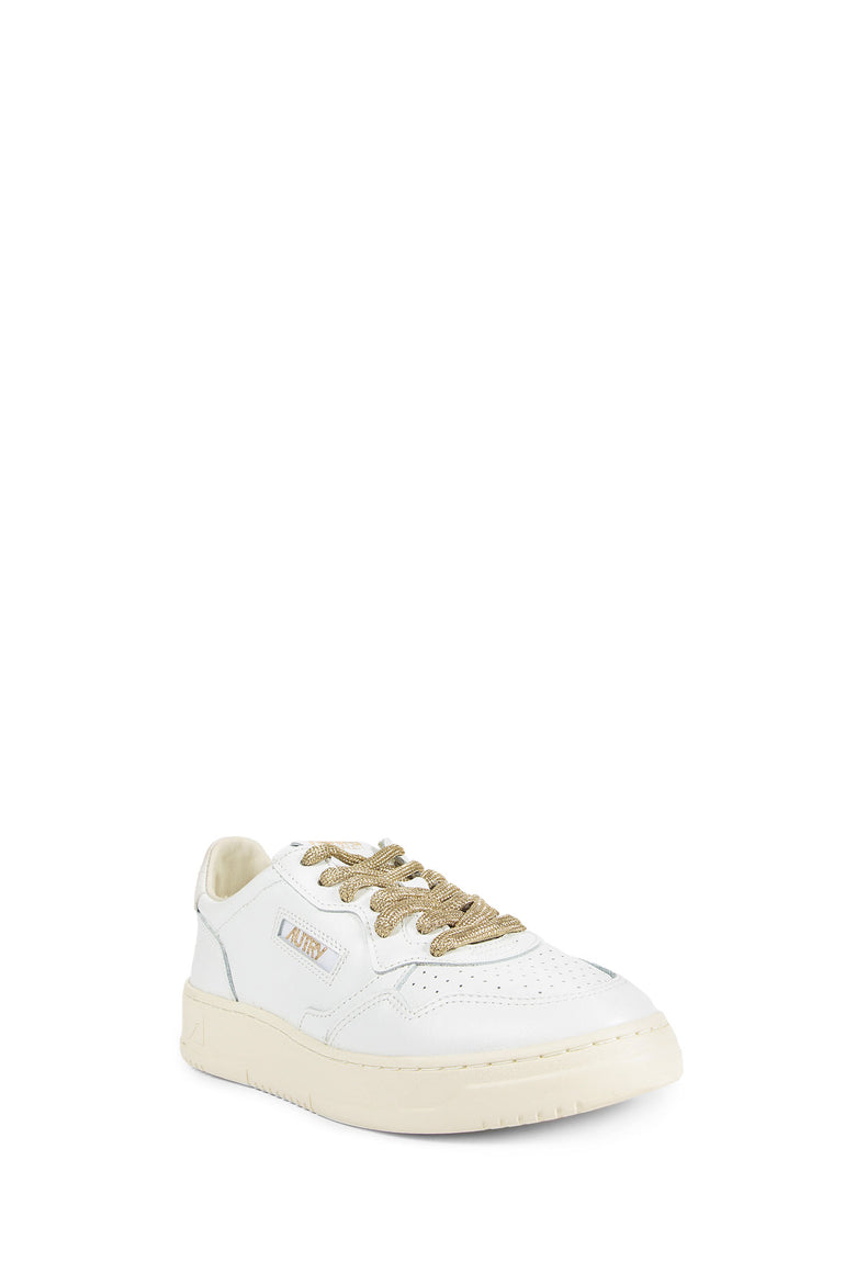 Medalist Low Sneakers