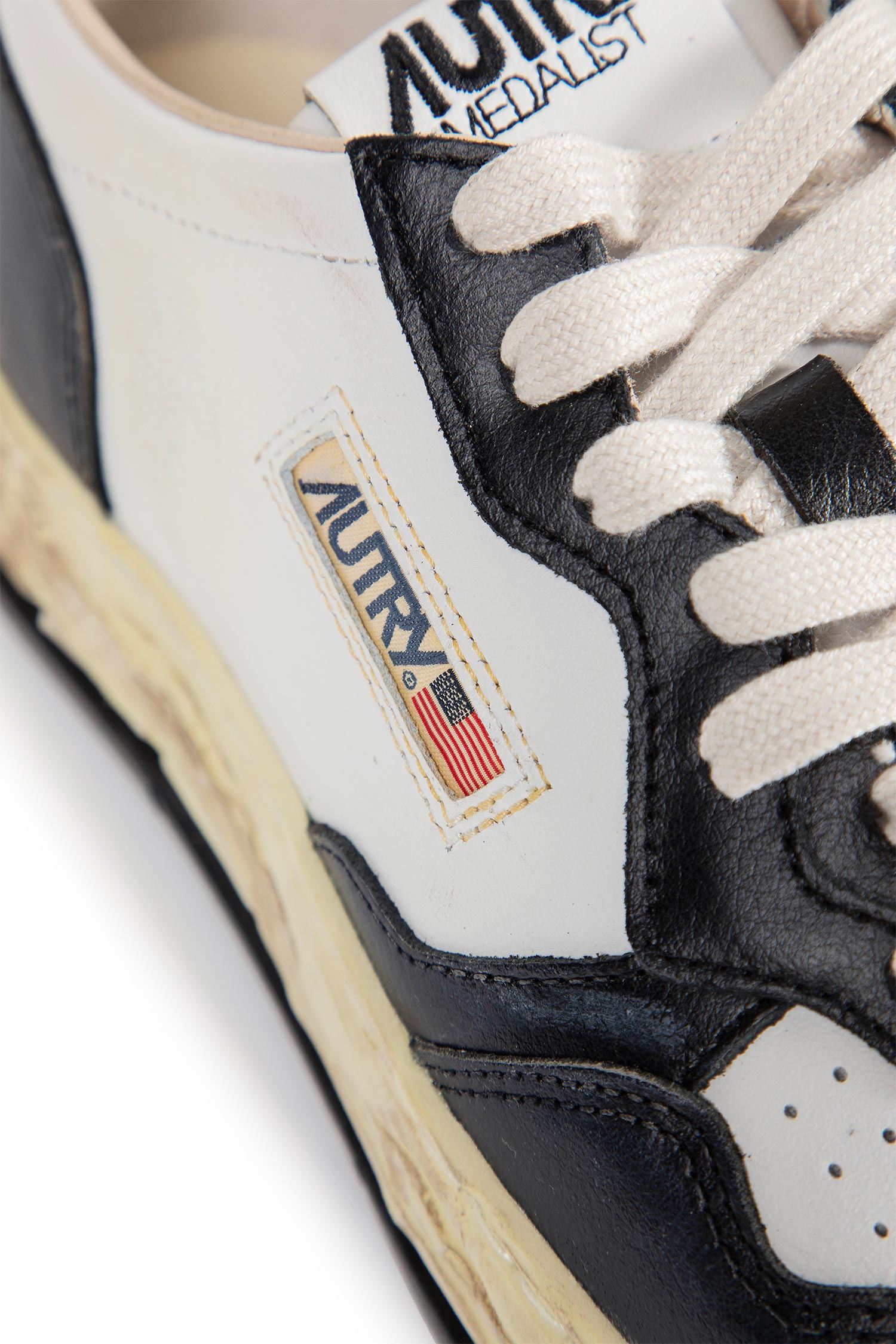 Maison Mihara Yasuhiro Super Vintage Low Sneakers