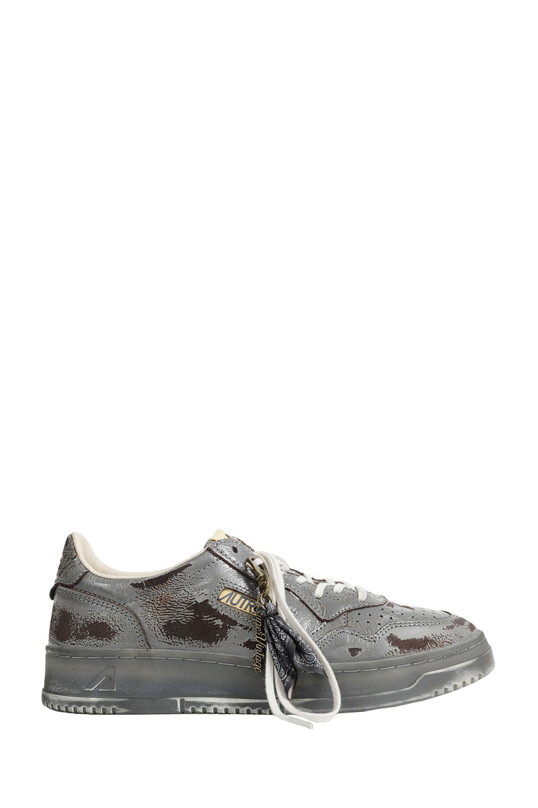 AUTRY Medalist Low Super Vintage Sneakers man