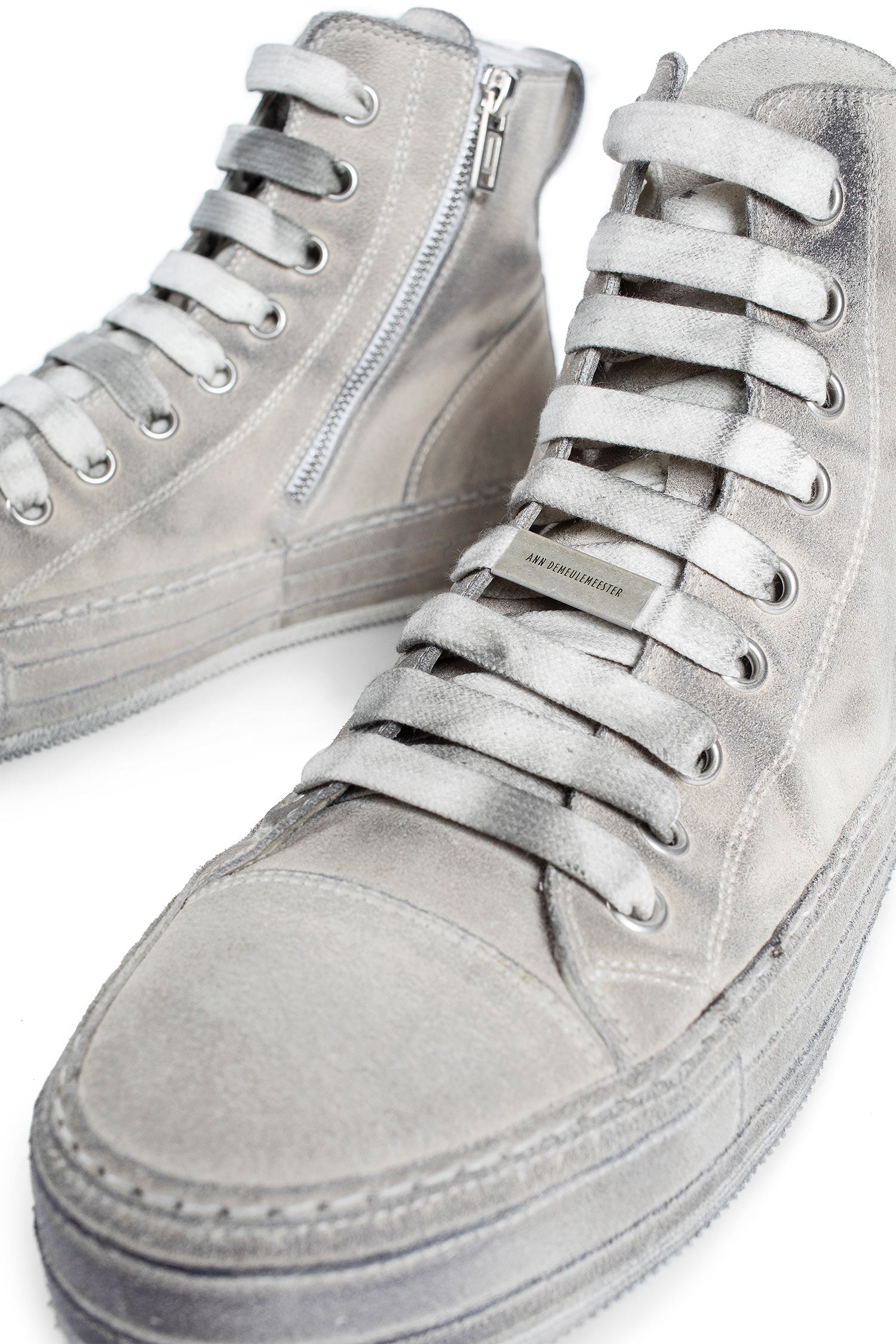 Raven High-Top Sneakers Dirty White