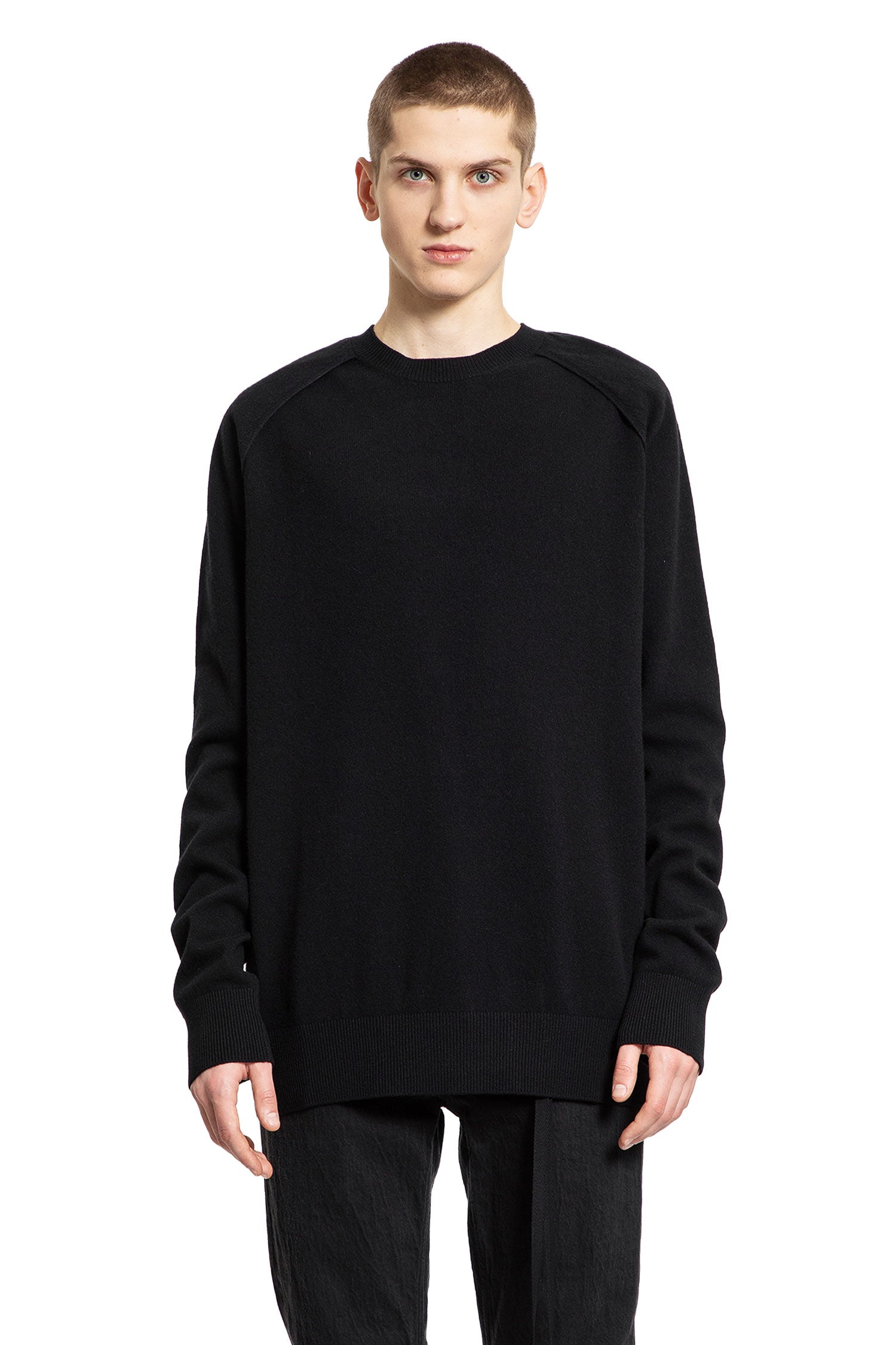 ANN DEMEULEMEESTER MAN BLACK KNITWEAR