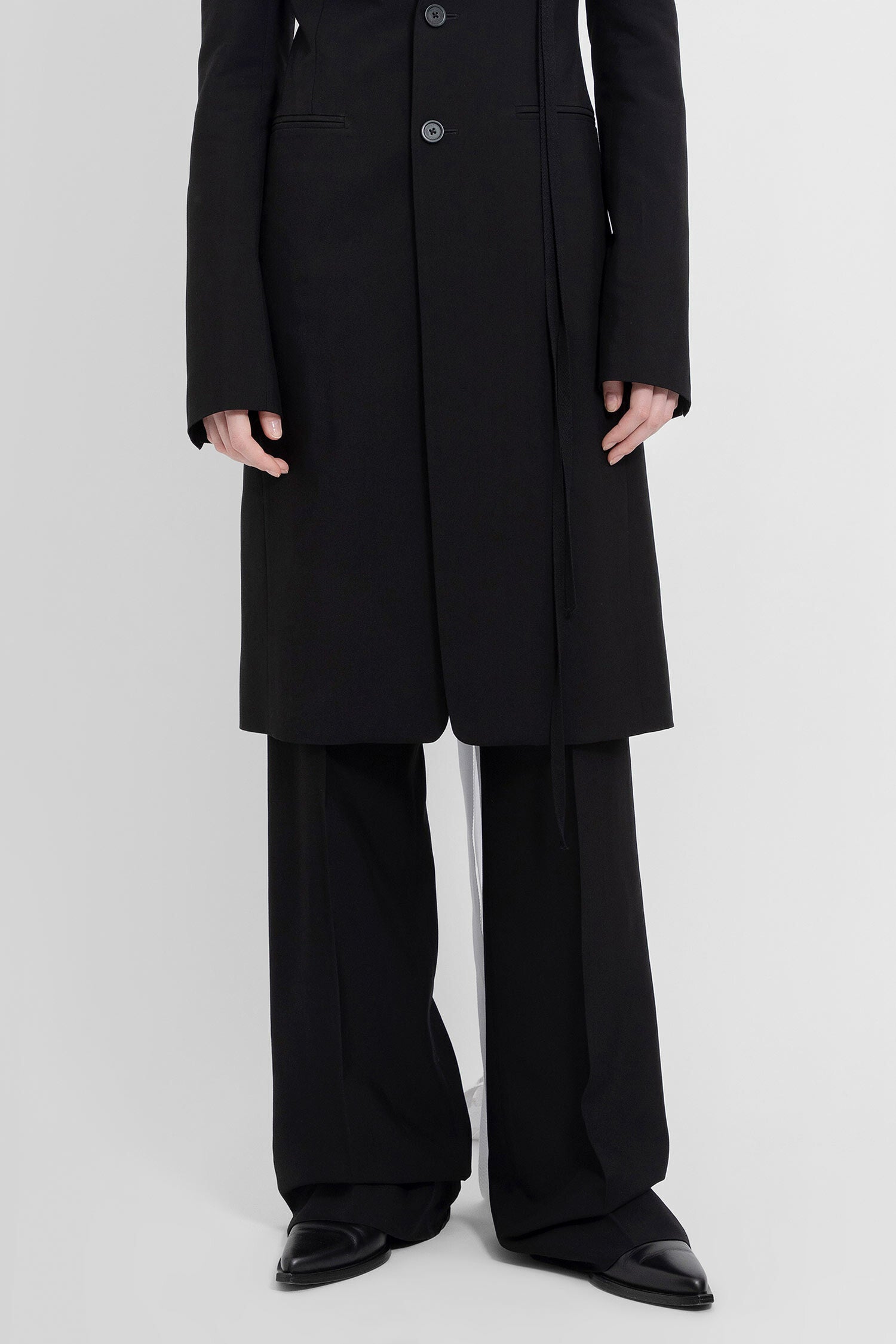 ANN DEMEULEMEESTER WOMAN BLACK TROUSERS