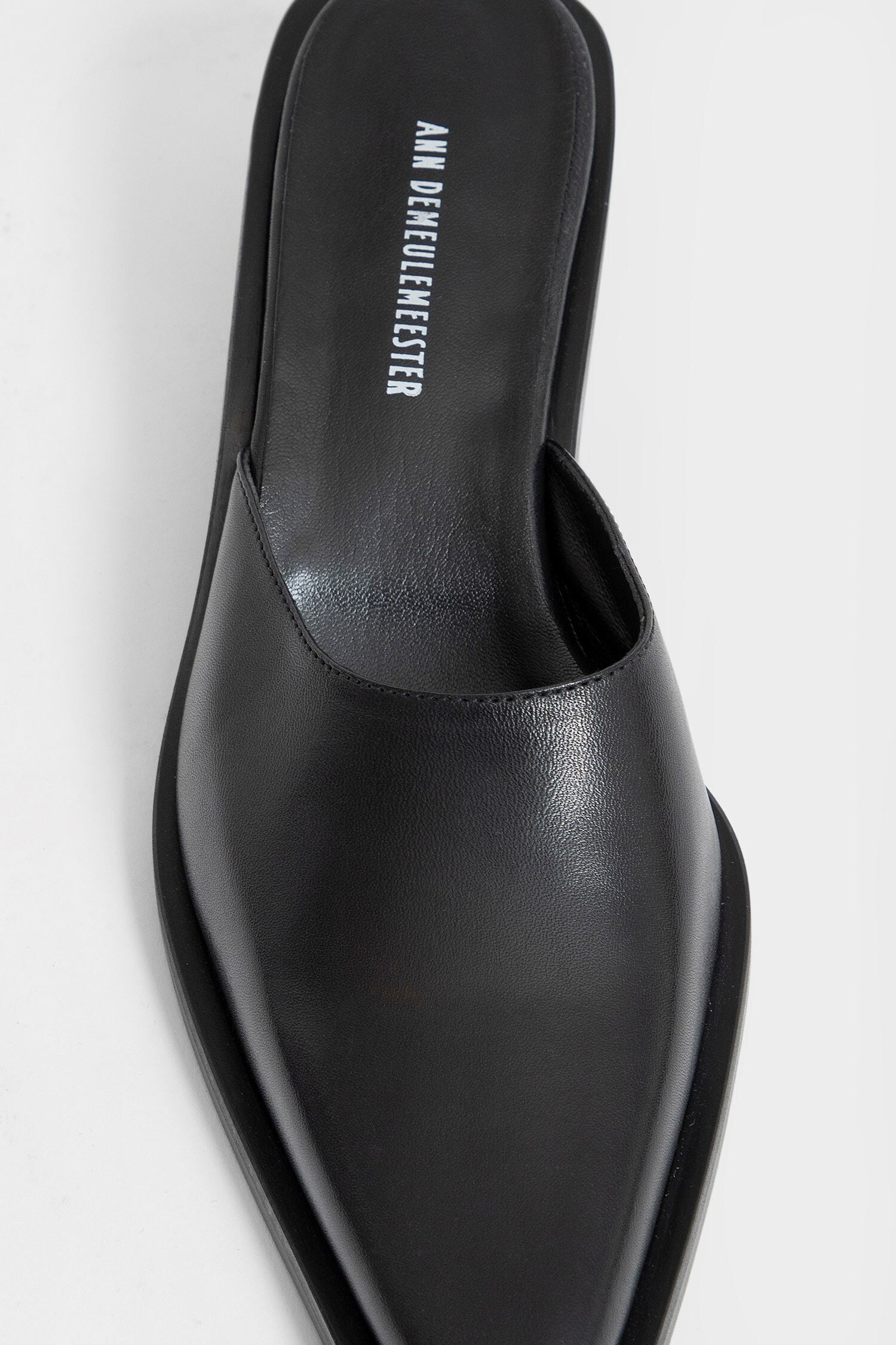 ANN DEMEULEMEESTER WOMAN BLACK MULES