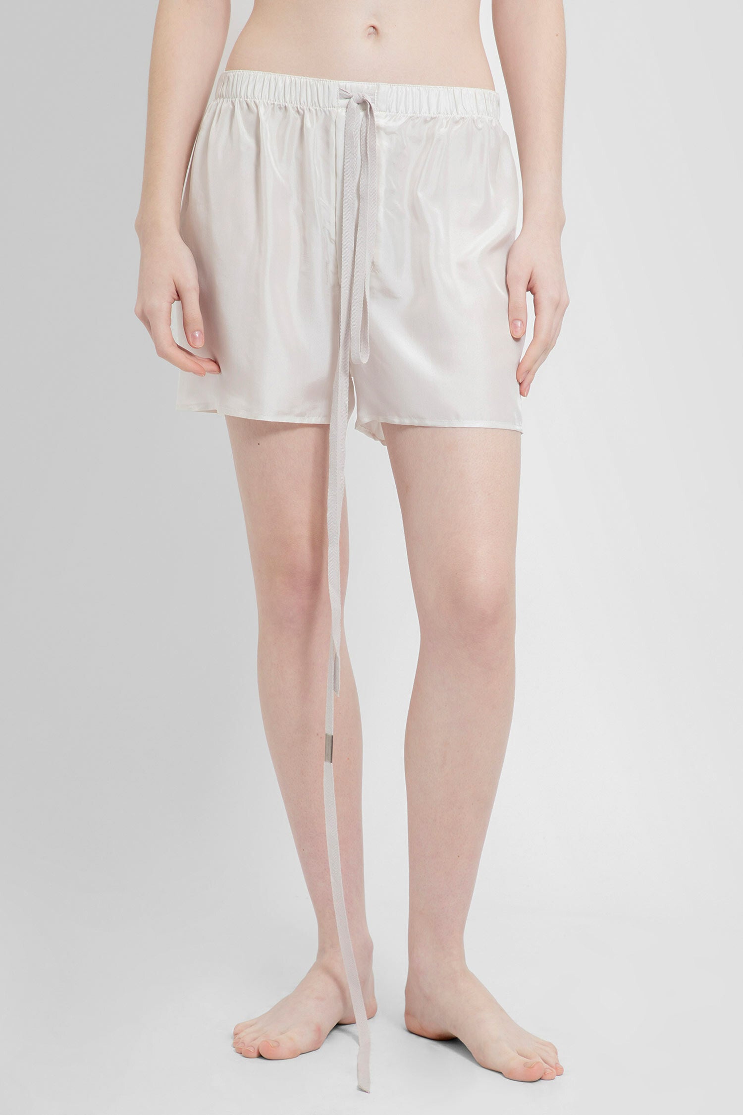 ANN DEMEULEMEESTER WOMAN WHITE SHORTS