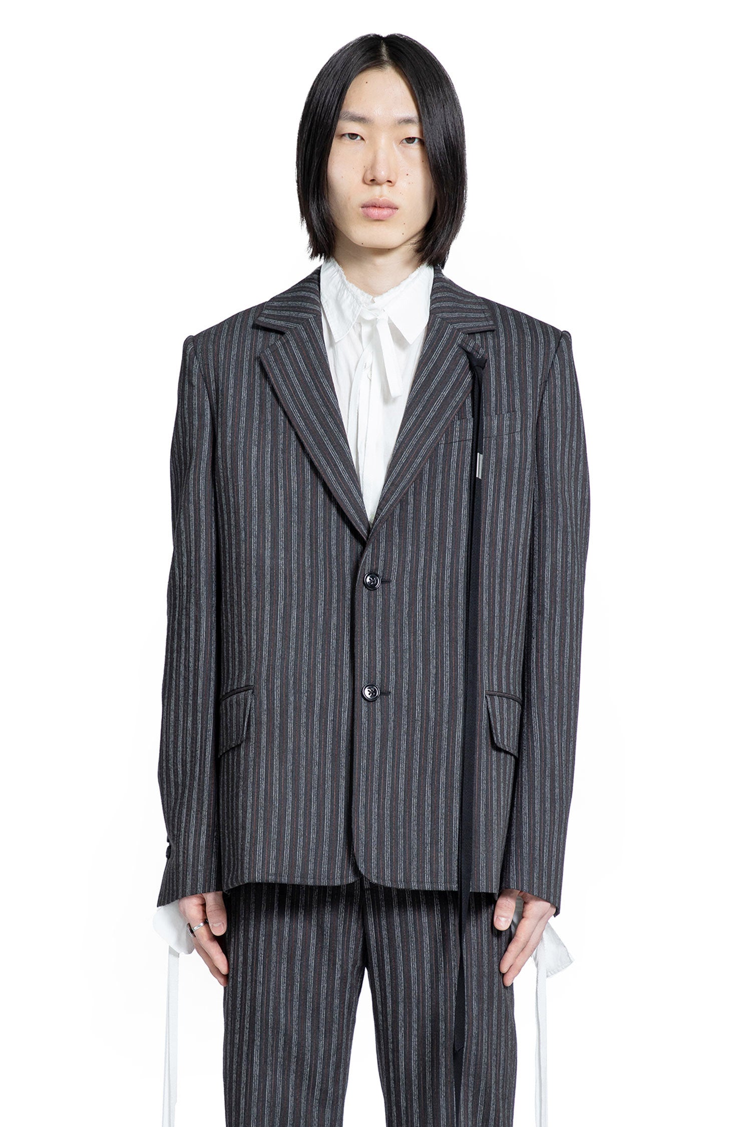 Aksel tailored Blazr in Pistriped visocse