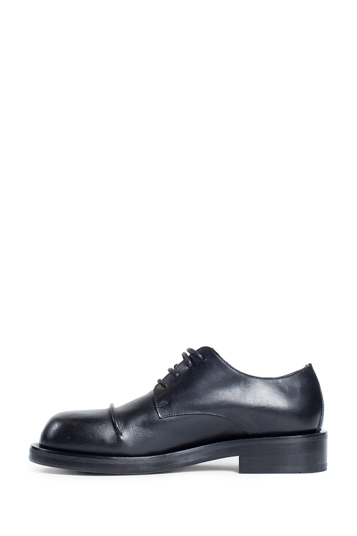 ANN DEMEULEMEESTER WOMAN BLACK LACE-UPS