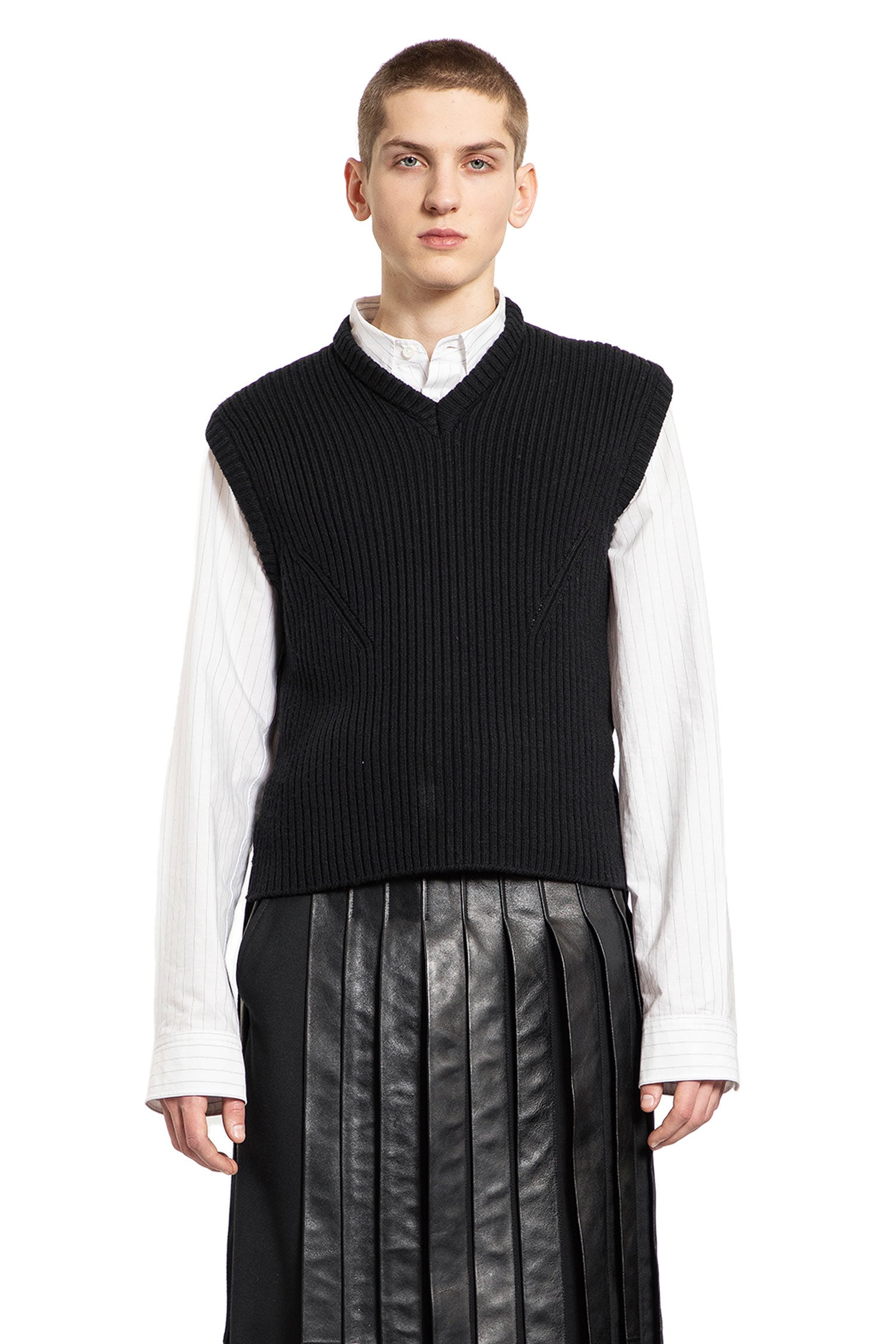 ANN DEMEULEMEESTER MAN BLACK VESTS