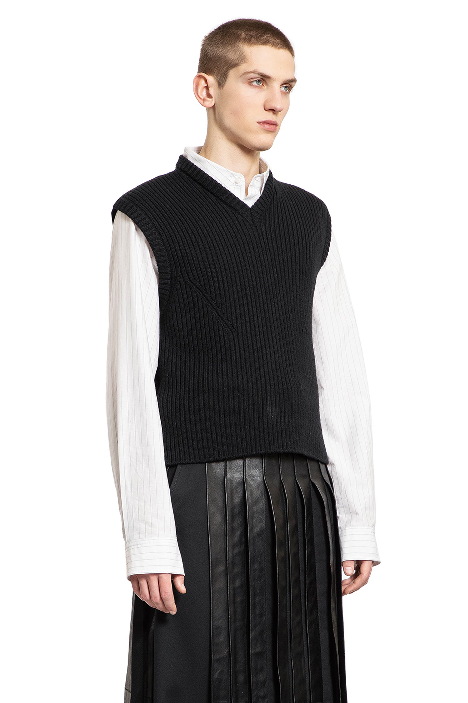 ANN DEMEULEMEESTER MAN BLACK VESTS