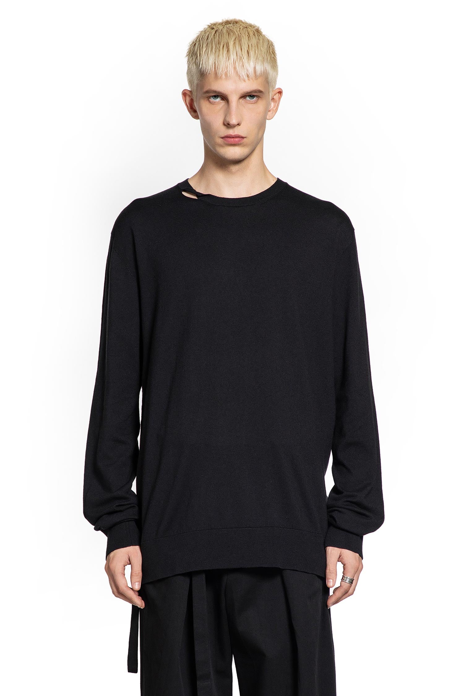 Magnar Sweater