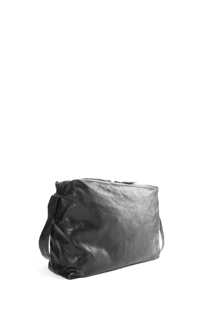 Pirta Soft Medium Shoulder Bag