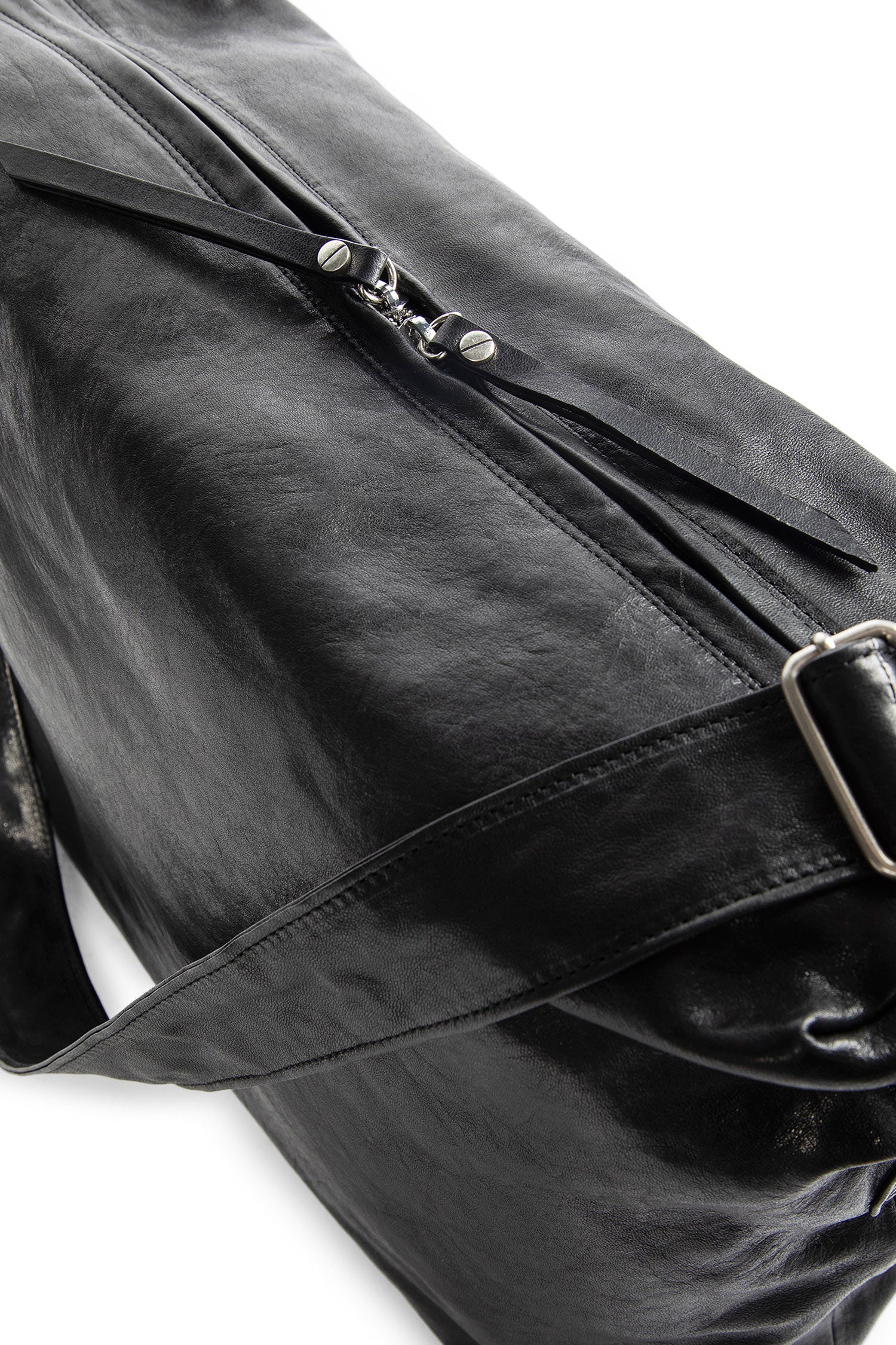 Pirta Soft Medium Shoulder Bag