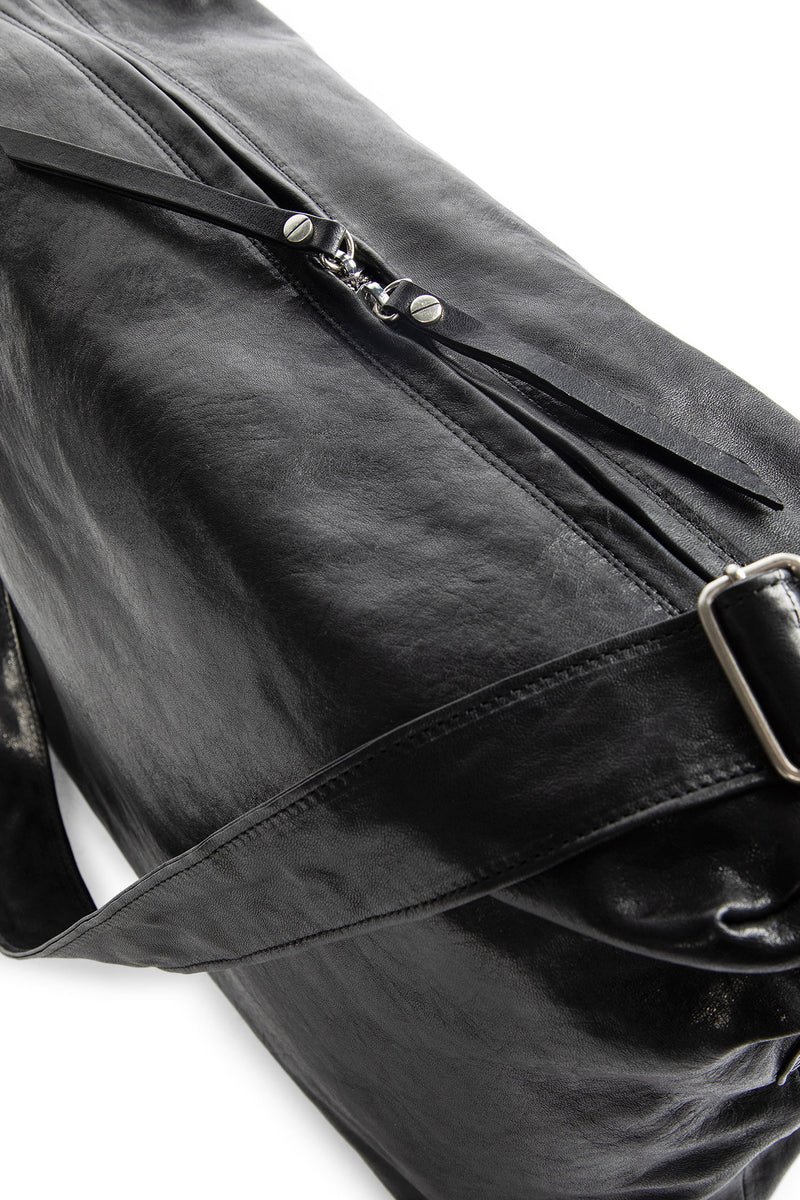 Pirta Soft Medium Shoulder Bag