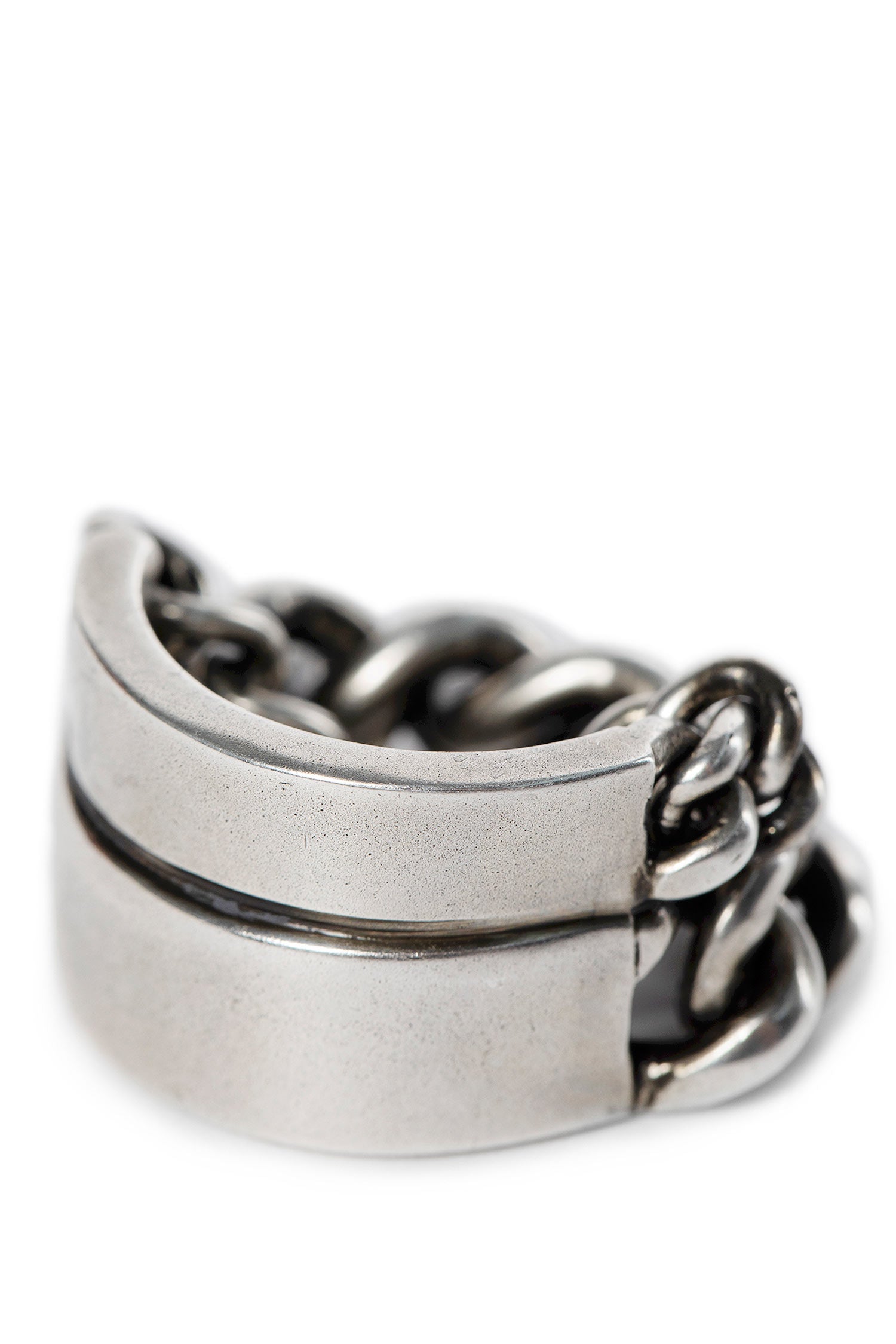 Iza Chain Ring