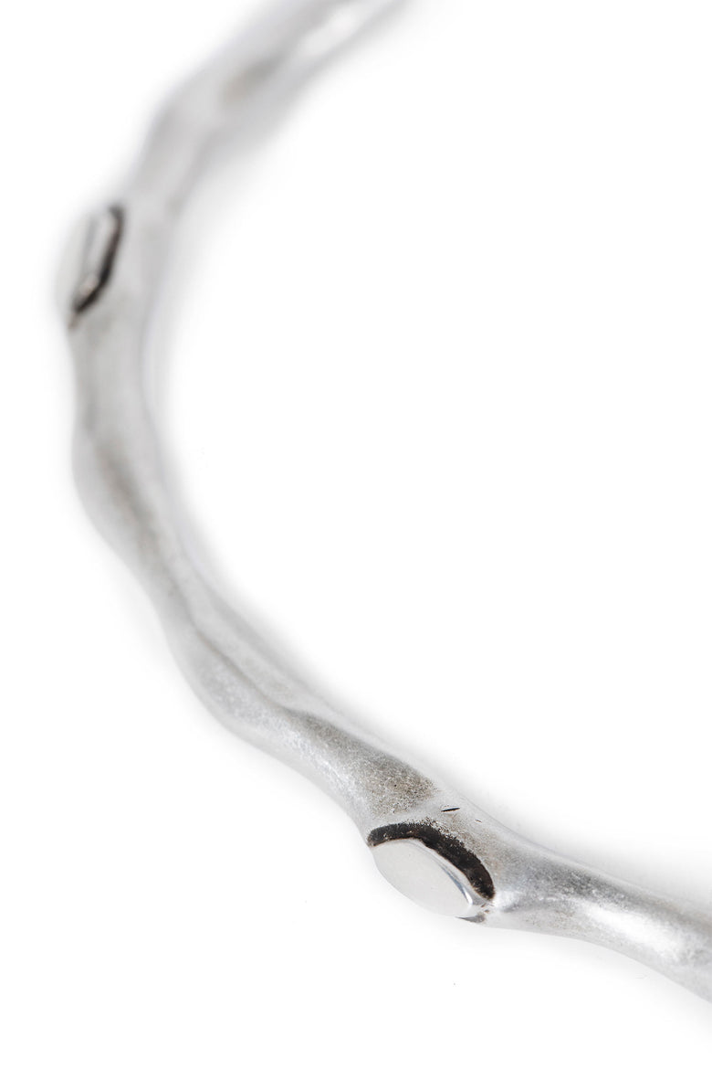 Mieli Futuristic Thorn Necklace