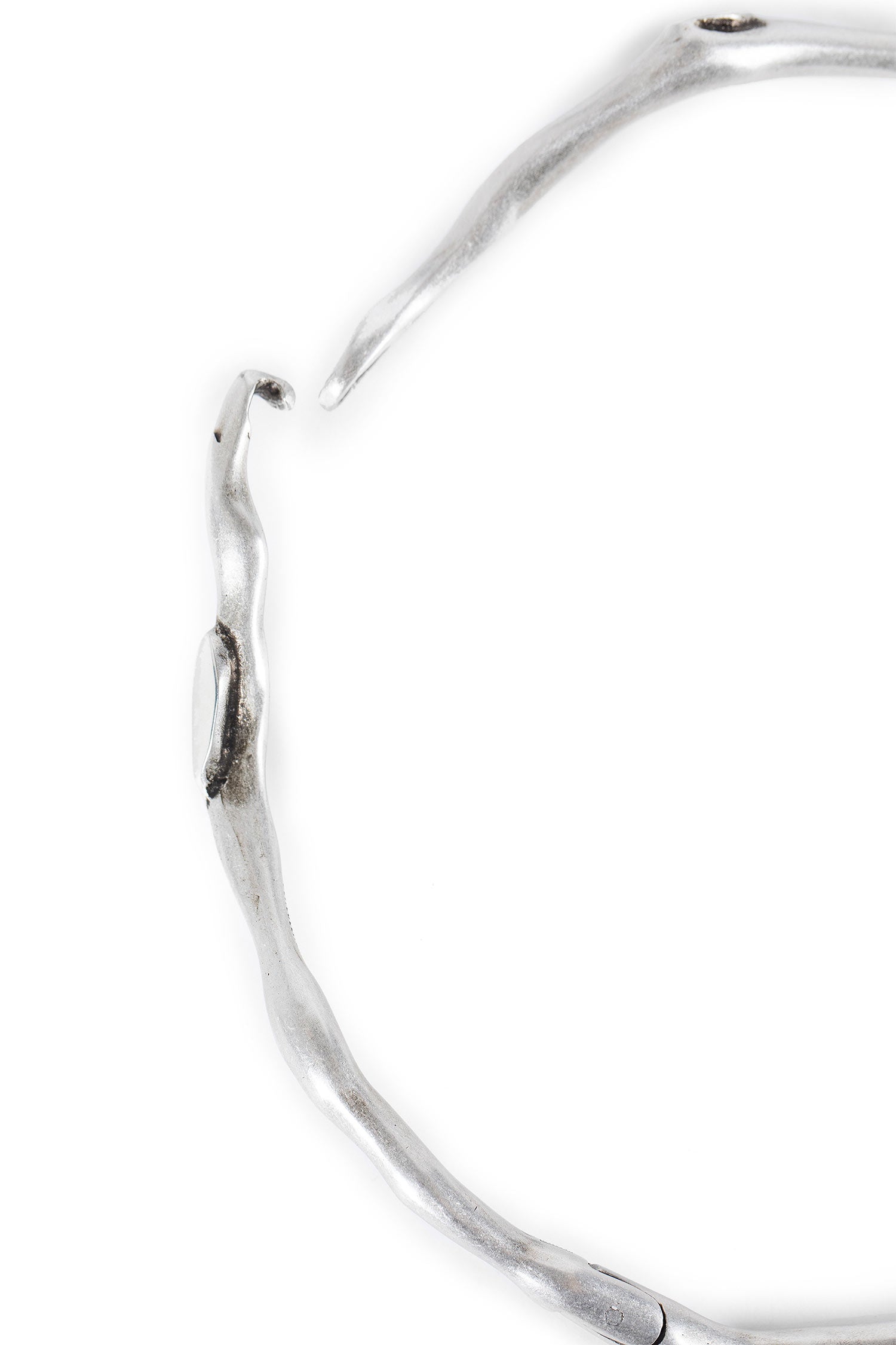Mieli Futuristic Thorn Necklace