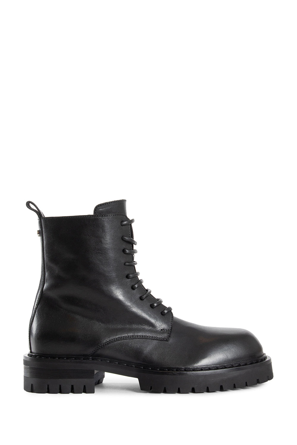 Skagi Ankle Boots in Grained Shiny Calfskin