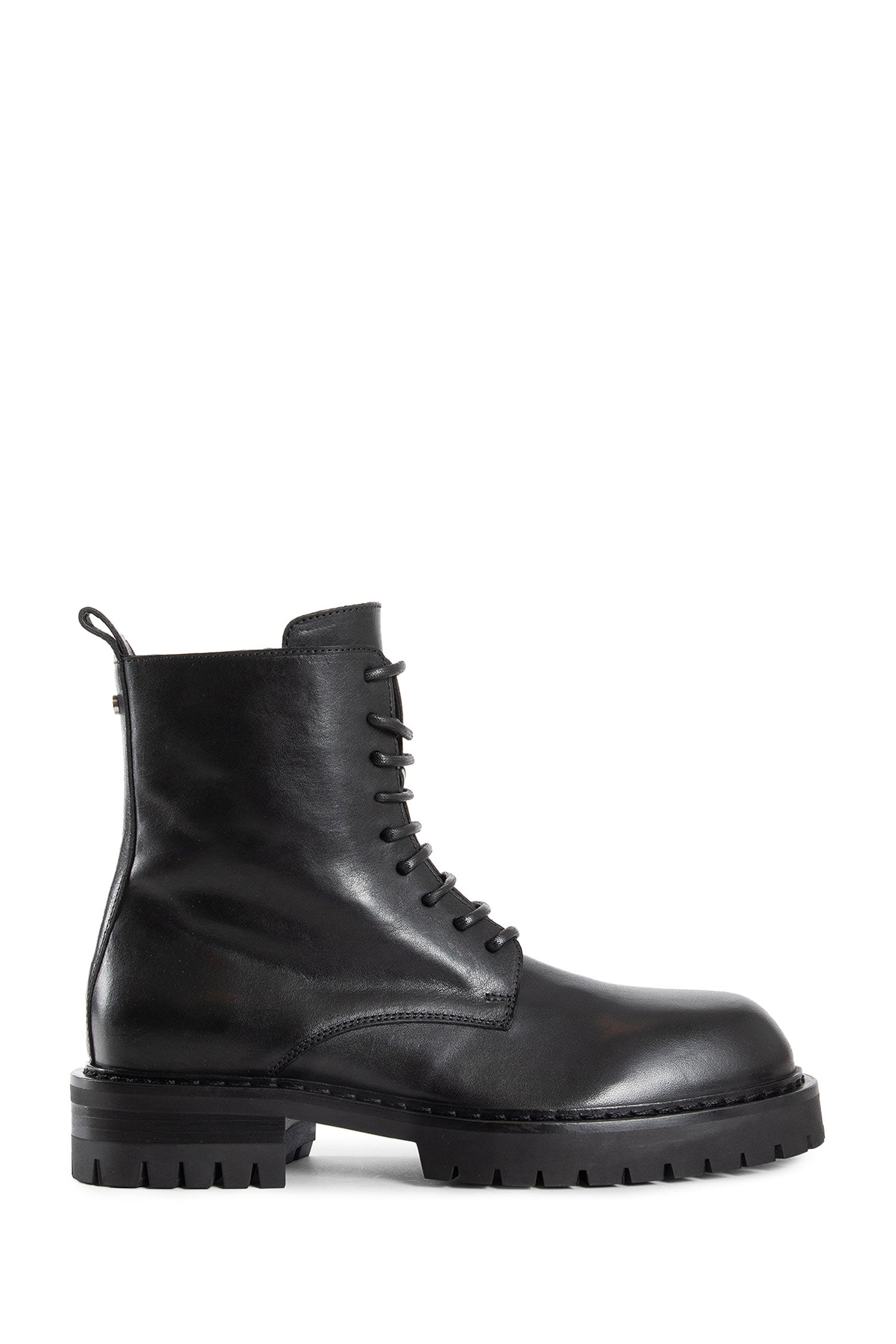 Skagi Ankle Boots in Grained Shiny Calfskin