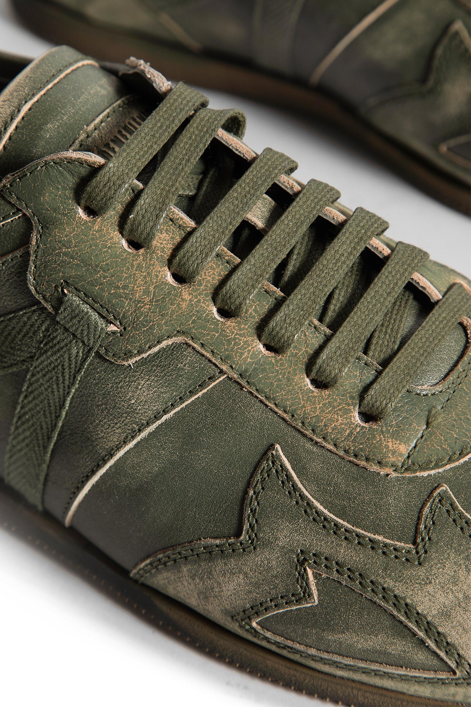 Milton Low-Top Sneakers