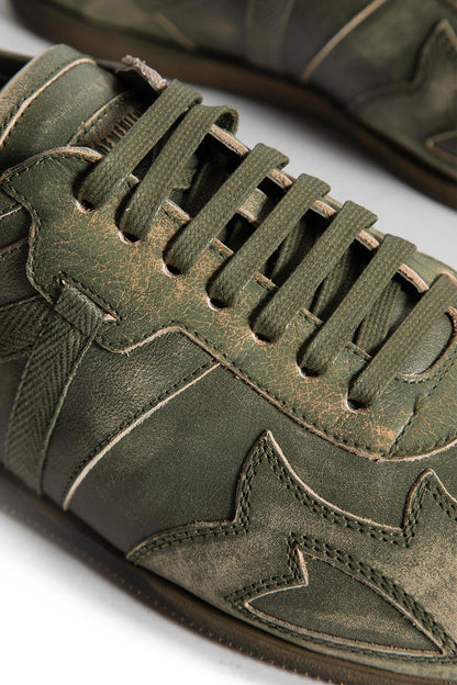 Milton Low-Top Sneakers