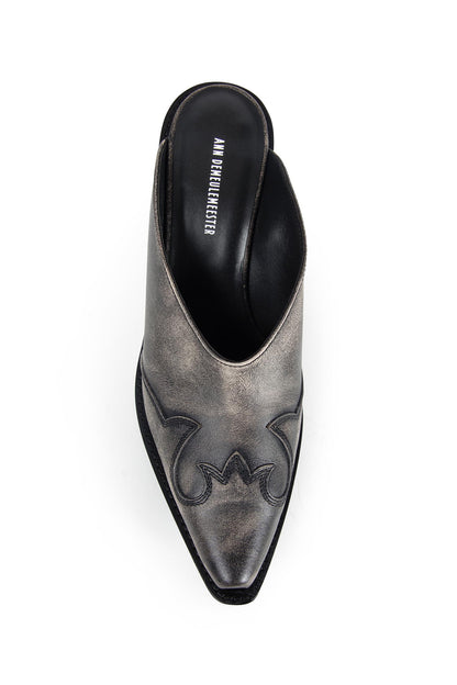 Beate Western-Stitched Mules