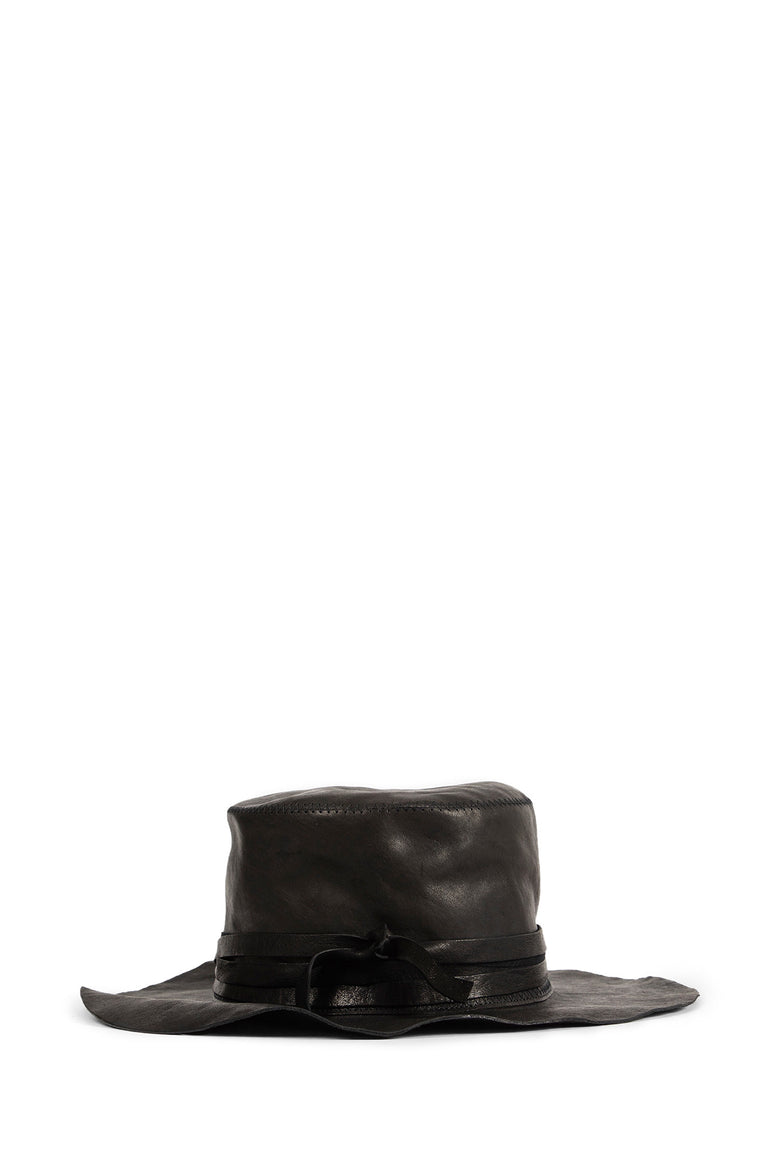 Aril Small Leather Hat With Studs