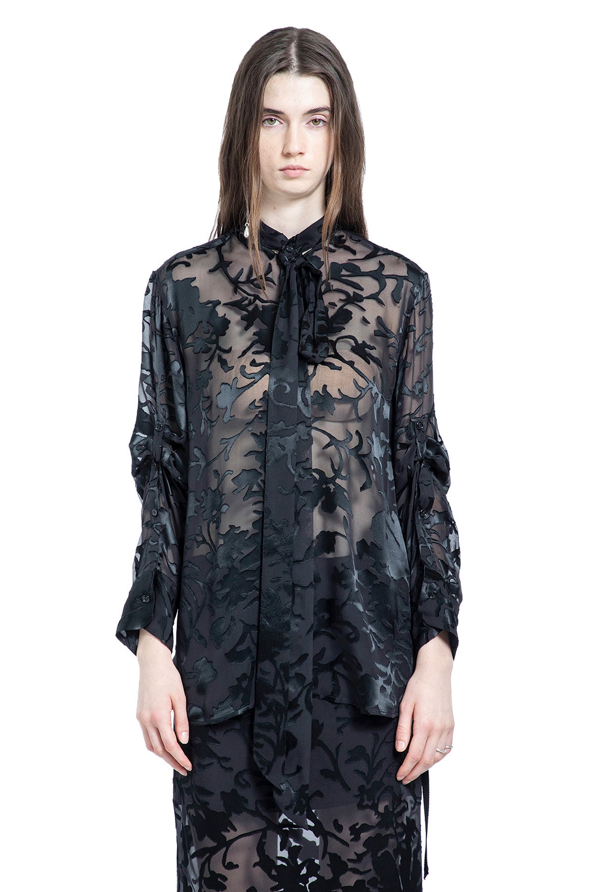 Dien Standard Collar Long Shirt with Foulard