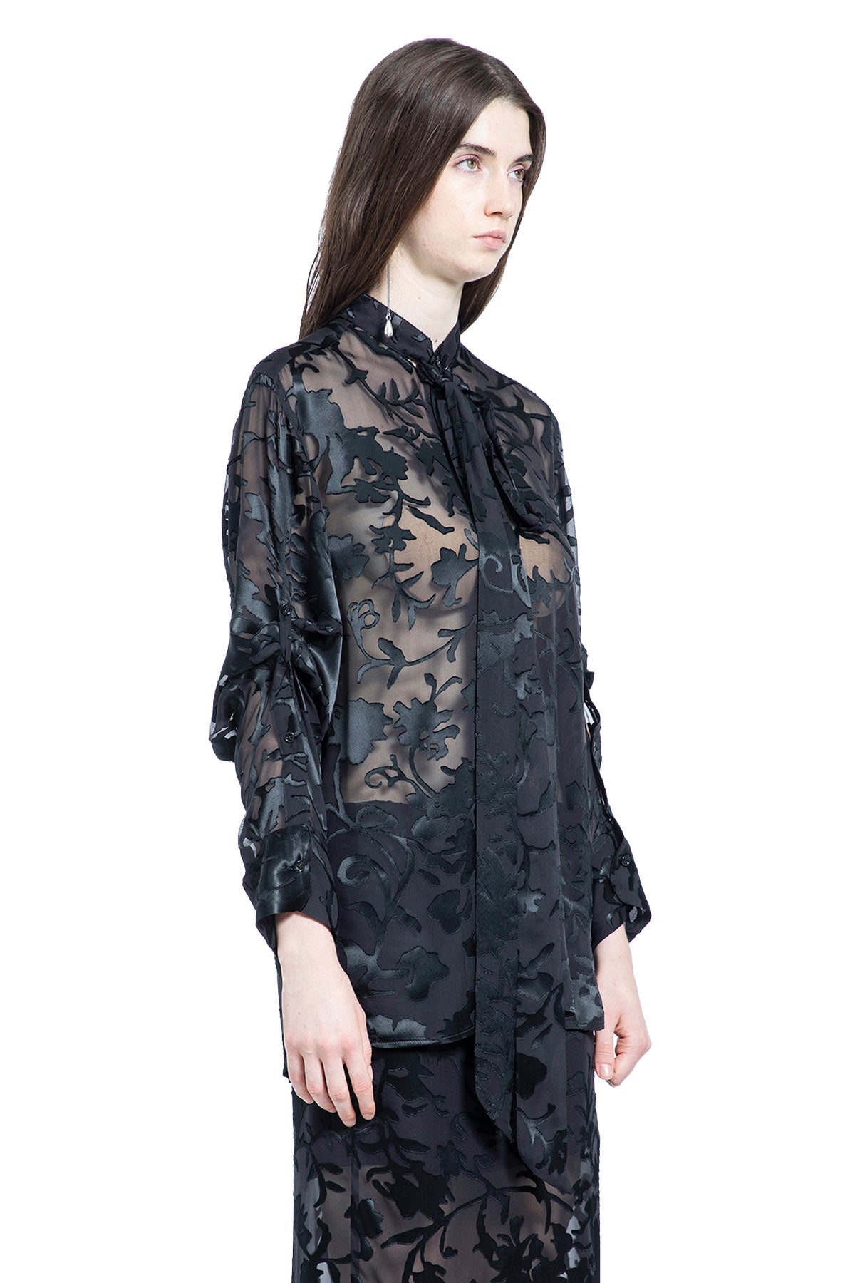 Dien Standard Collar Long Shirt with Foulard