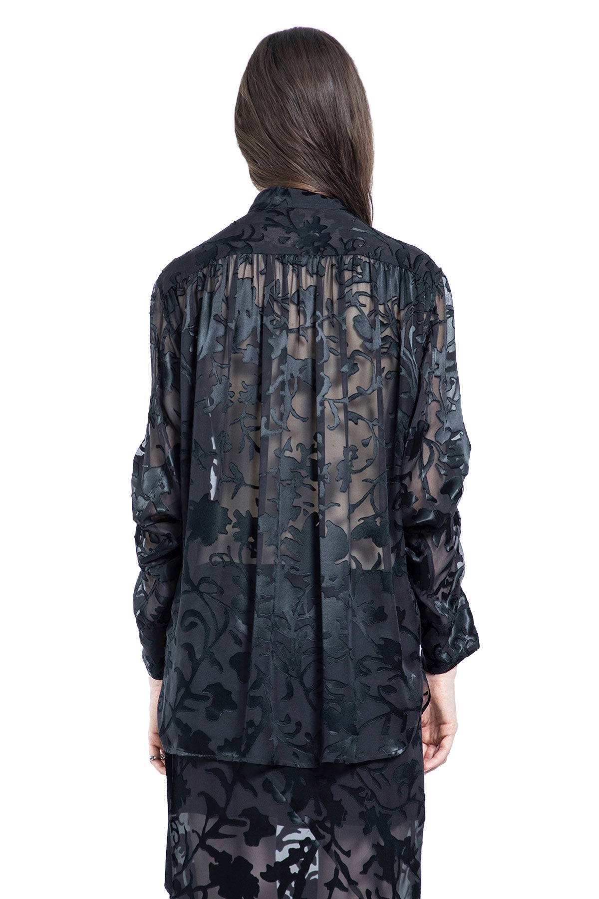 Dien Standard Collar Long Shirt with Foulard