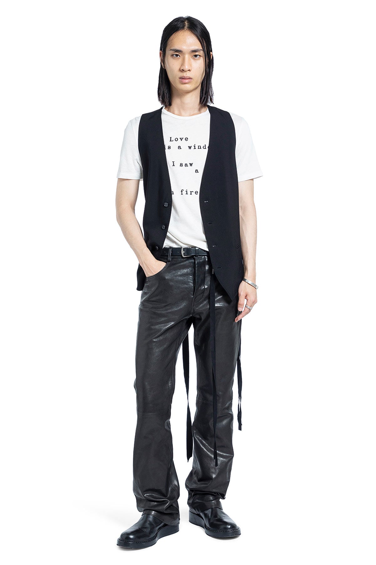 Baptist ''Love is a Window'' Standard T-Shirt – Antonioli.eu