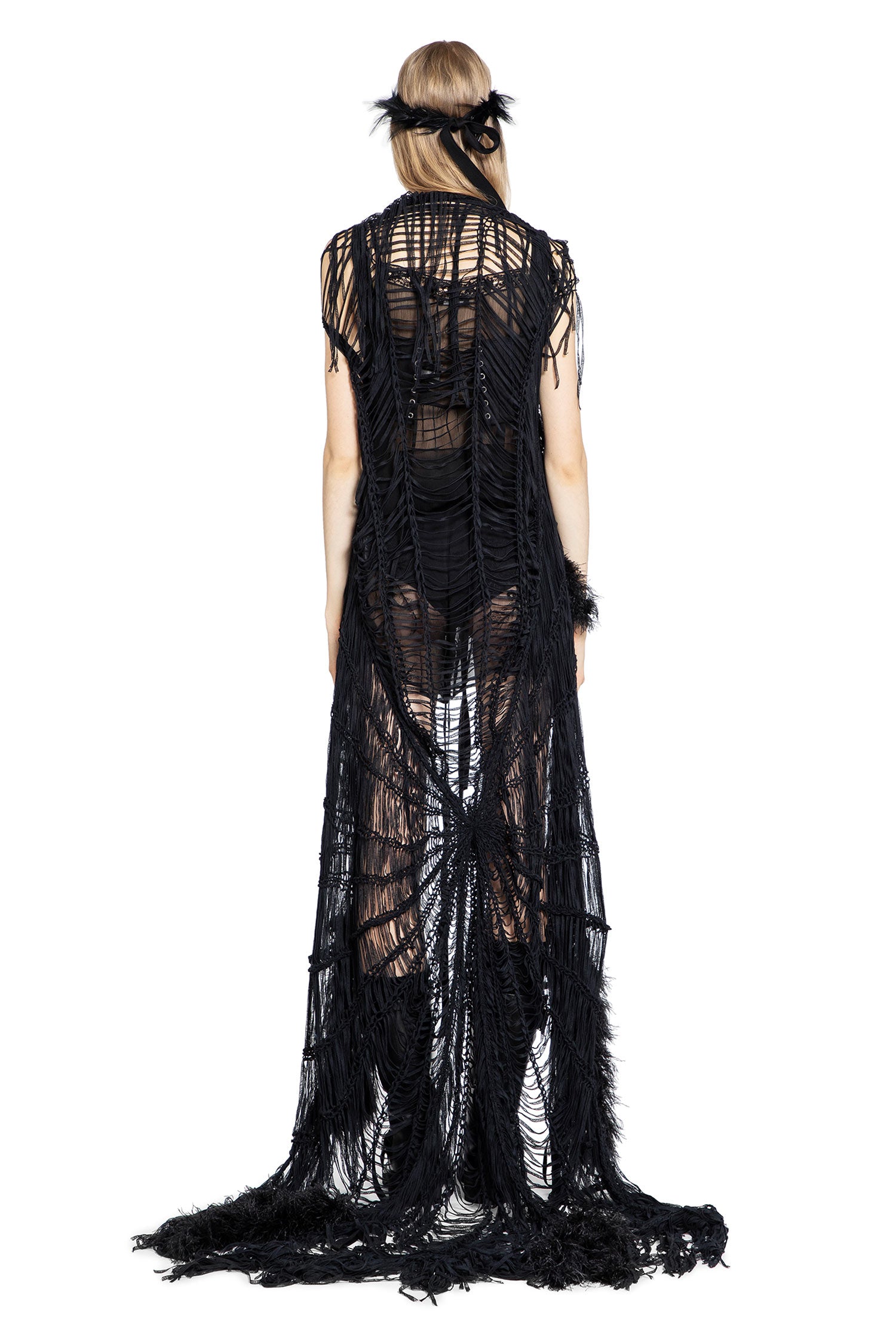 Ildi Crochet Scarf with Feathered Fringes