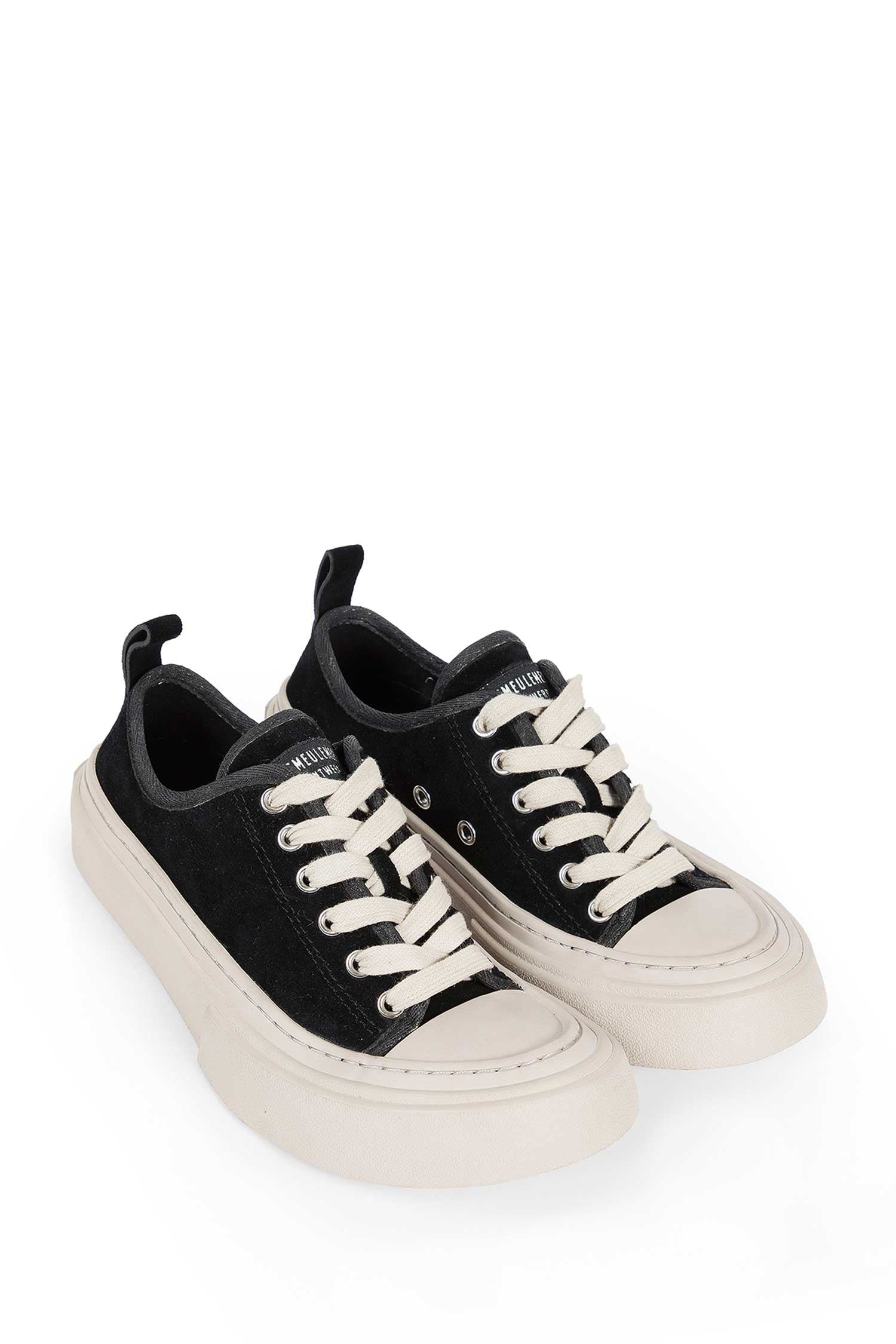 Halli Sneakers